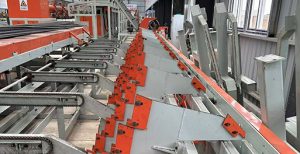 智能钢筋阶梯上料机构